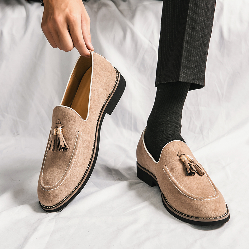 Men Shoes Louboutin - Italiaanse Merk Koeienhuid Suède Puntschoen Lederen