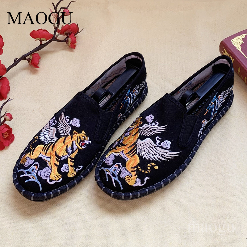 Unisex Chinese stijl borduurwe - Loafer Slip On Men recensie en prijs